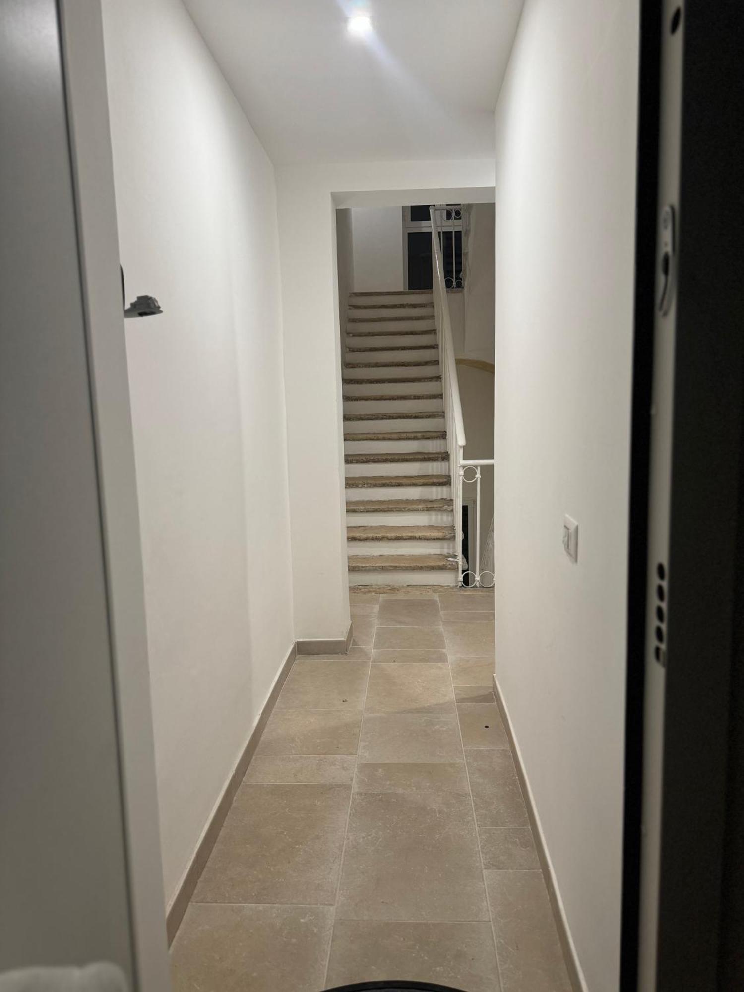 Flary Apartment Bari Bagian luar foto