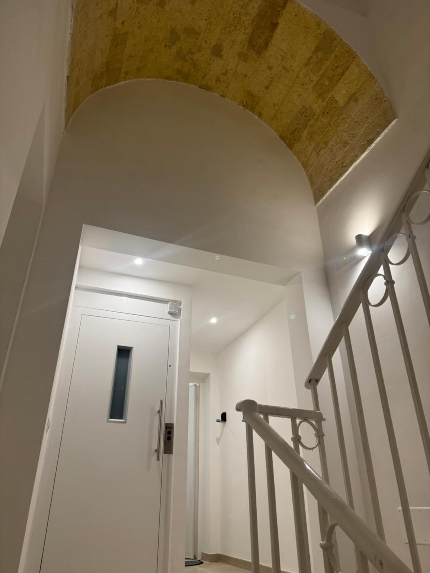 Flary Apartment Bari Bagian luar foto